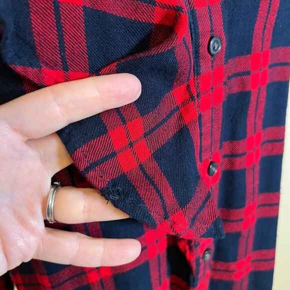Banana Republic Red and Navy Plaid Dillon Shirt with Ruffle Size Medium - Picture 4 of 10